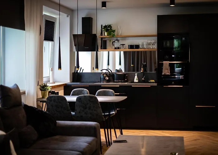 Pinska Paradise * Viljandi (Viljandimaa)